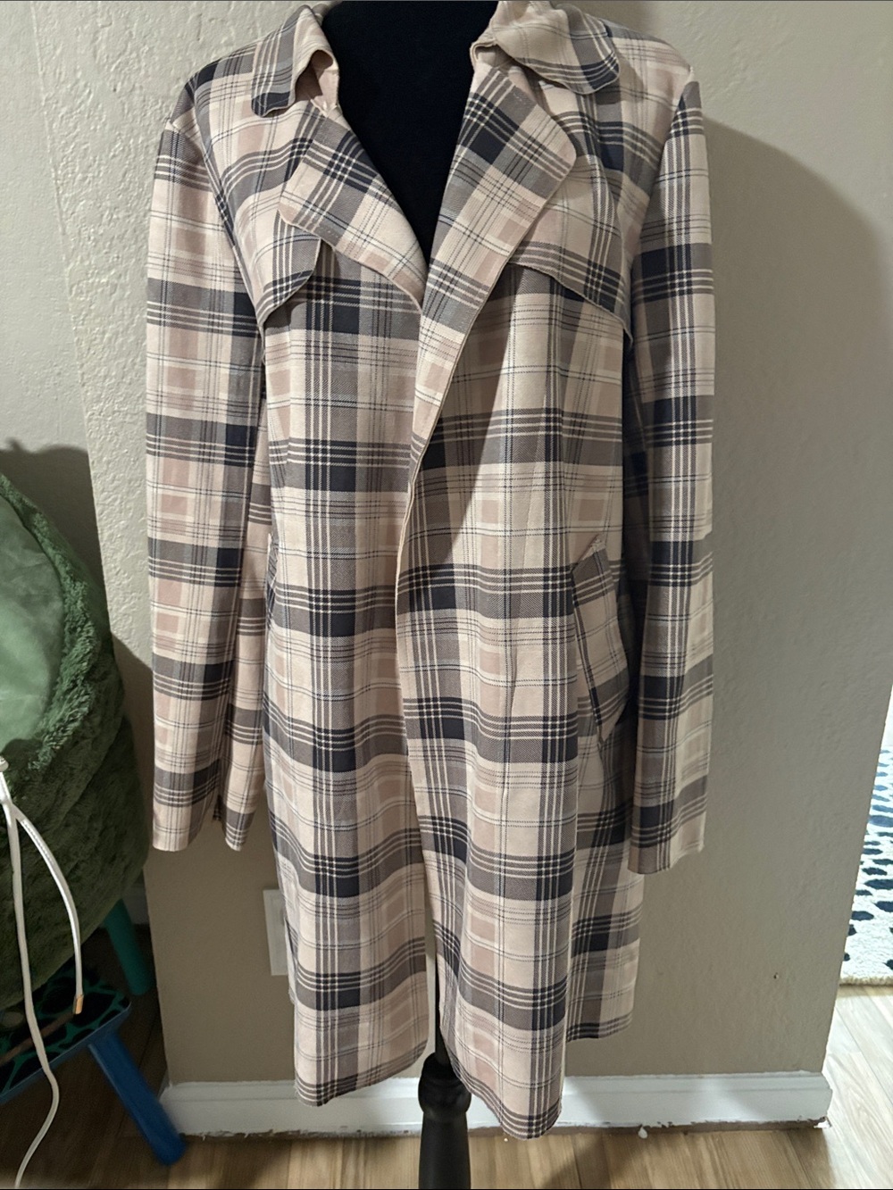 Solitaire Beige & Black Plaid Trench Coat
